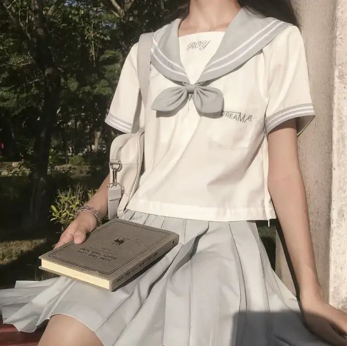 邪灵女巫